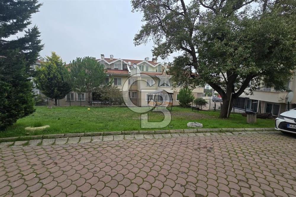 Merkezi Konumda Şömineli-Verandalı-Dubleks 220m2 Daire
