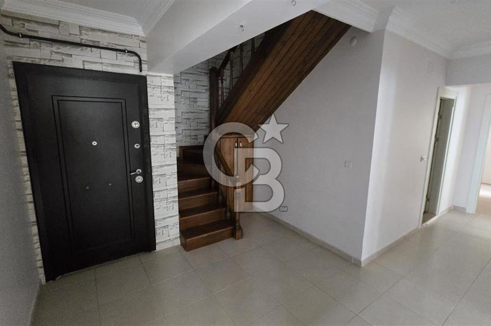 Merkezi Konumda Şömineli-Verandalı-Dubleks 220m2 Daire