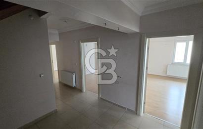 Merkezi Konumda Şömineli-Verandalı-Dubleks 220m2 Daire