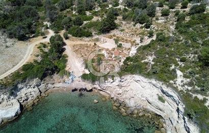 Karaburun Anbarseki'de 1659 m² Denize Sıfır Tarla