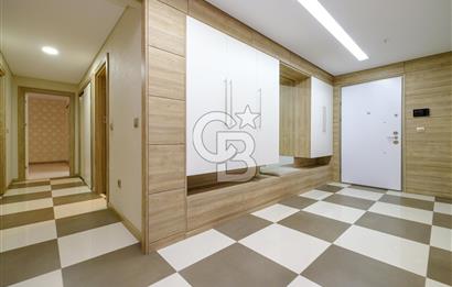 Kaşmir Mavi Orkide Sitesinde 4+1 Kısmi Göl Manzaralı Satılık Daire