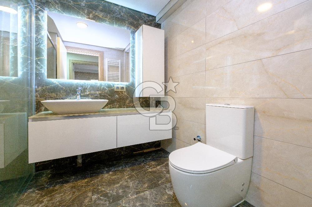 Kaşmir Mavi Orkide Sitesinde 4+1 Kısmi Göl Manzaralı Satılık Daire