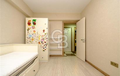 Kaşmir Mavi Orkide Sitesinde 4+1 Kısmi Göl Manzaralı Satılık Daire