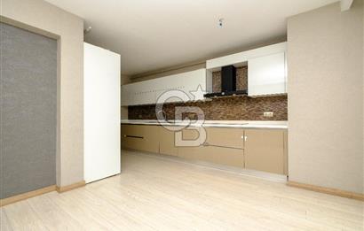 Kaşmir Mavi Orkide Sitesinde 4+1 Kısmi Göl Manzaralı Satılık Daire