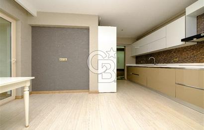 Kaşmir Mavi Orkide Sitesinde 4+1 Kısmi Göl Manzaralı Satılık Daire