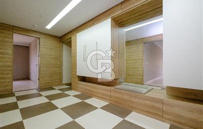 Kaşmir Mavi Orkide Sitesinde 4+1 Kısmi Göl Manzaralı Satılık Daire