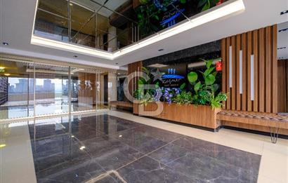 Kaşmir Mavi Orkide Sitesinde 4+1 Kısmi Göl Manzaralı Satılık Daire