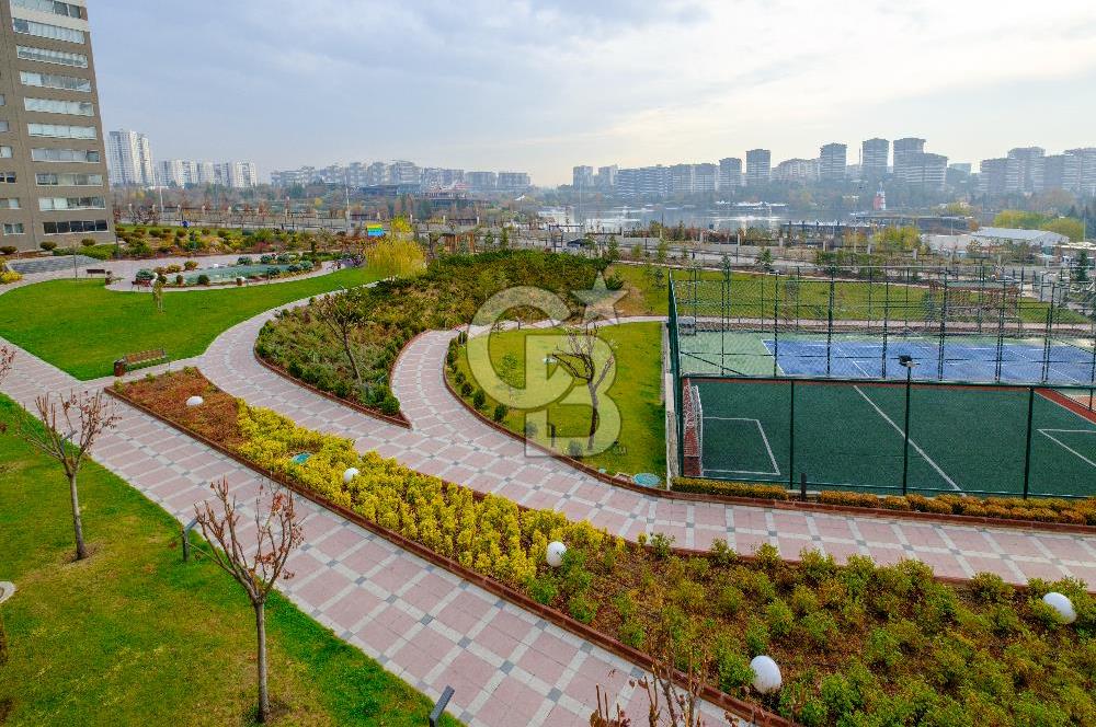 Kaşmir Mavi Orkide Sitesinde 4+1 Kısmi Göl Manzaralı Satılık Daire