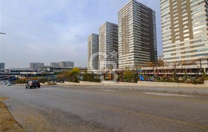 Kaşmir Mavi Orkide Sitesinde 4+1 Kısmi Göl Manzaralı Satılık Daire