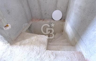 TRİLYEDE SATILIK MUHTEŞEM PANORAMİK DENİZ MANZARALI 3+1 VİLLA