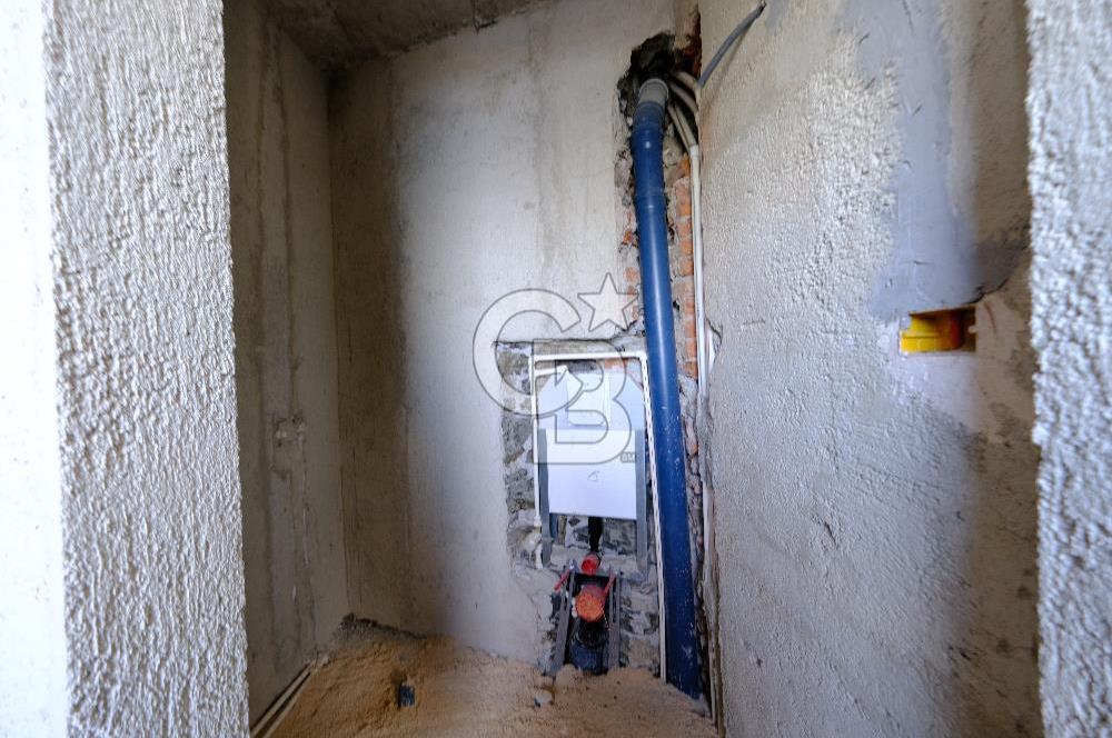 TRİLYEDE SATILIK MUHTEŞEM PANORAMİK DENİZ MANZARALI 3+1 VİLLA