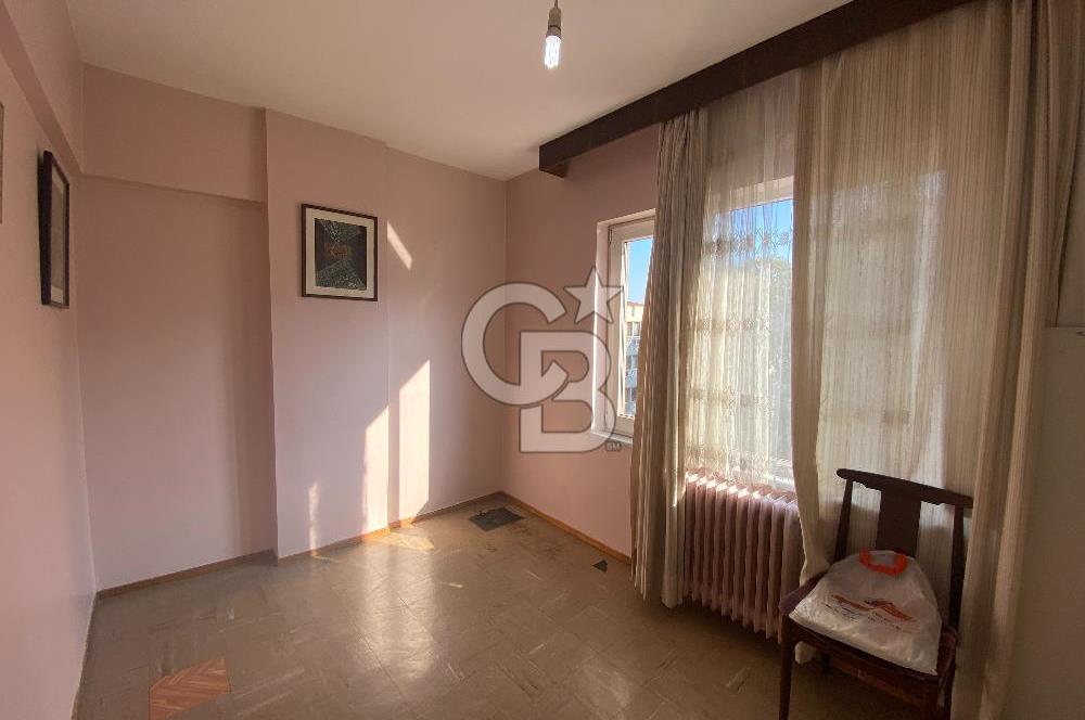 KÜKÜRTLÜ'DE MERKEZİ KONUM 3+1 SATILIK DAİRE