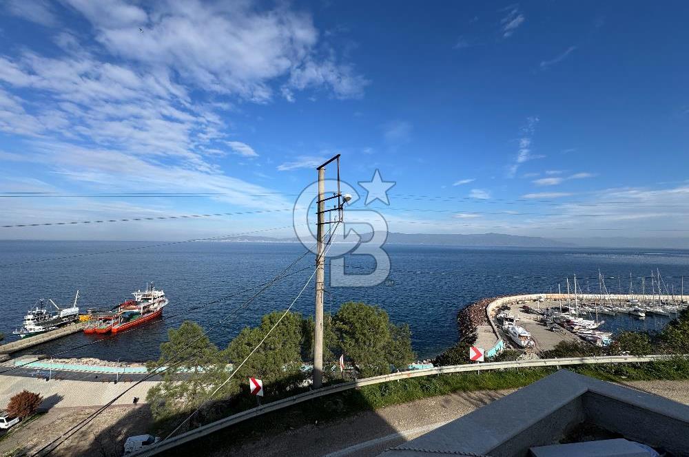 TRİLYEDE SATILIK MUHTEŞEM PANORAMİK DENİZ MANZARALI 3+1 VİLLA