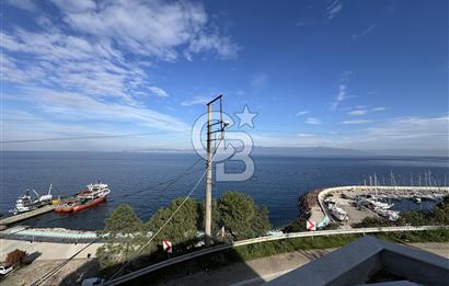 TRİLYEDE SATILIK MUHTEŞEM PANORAMİK DENİZ MANZARALI 3+1 VİLLA