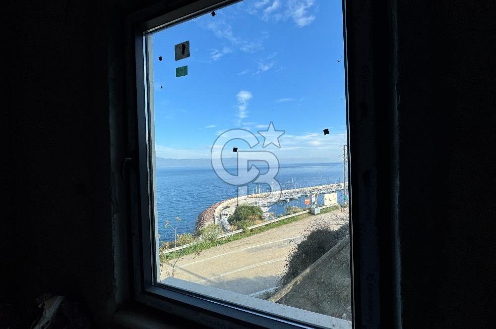 TRİLYEDE SATILIK MUHTEŞEM PANORAMİK DENİZ MANZARALI 3+1 VİLLA