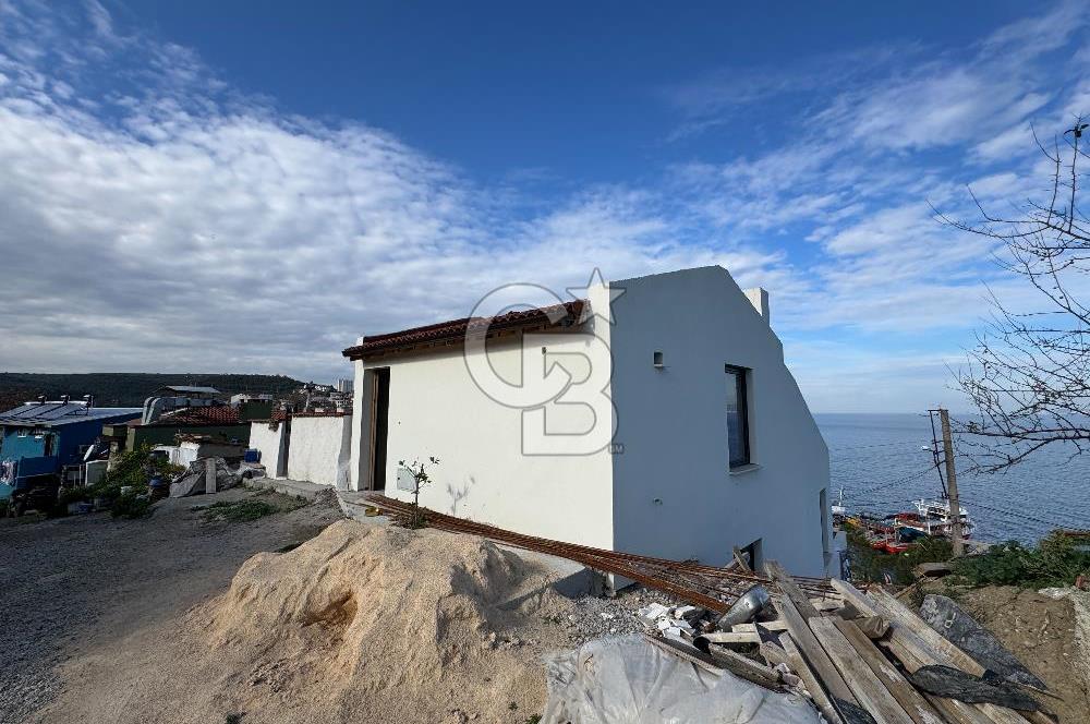 TRİLYEDE SATILIK MUHTEŞEM PANORAMİK DENİZ MANZARALI 3+1 VİLLA