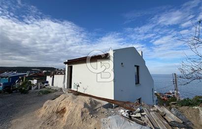 TRİLYEDE SATILIK MUHTEŞEM PANORAMİK DENİZ MANZARALI 3+1 VİLLA