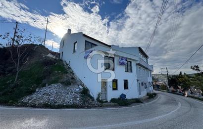 TRİLYEDE SATILIK MUHTEŞEM PANORAMİK DENİZ MANZARALI 3+1 VİLLA