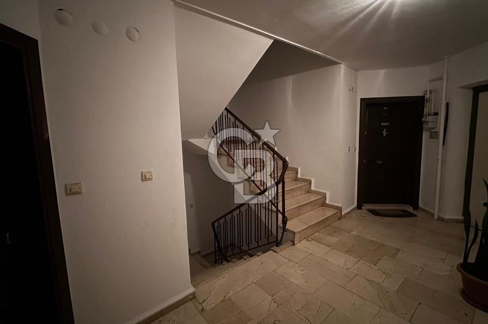 ŞAHİNCİLİ MAHALLESİNDE İÇİ YENİLENMİŞ 3+1 SATILIK DAİRE