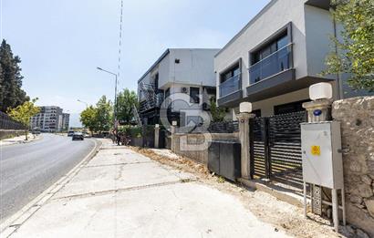 COLDWELL BANKER POYRAZ'DAN BORNOVA İKEA YAKINI İKİZ VİLLA