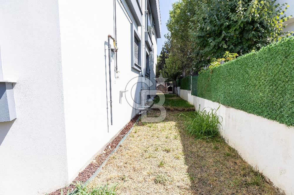 COLDWELL BANKER POYRAZ'DAN BORNOVA İKEA YAKINI İKİZ VİLLA