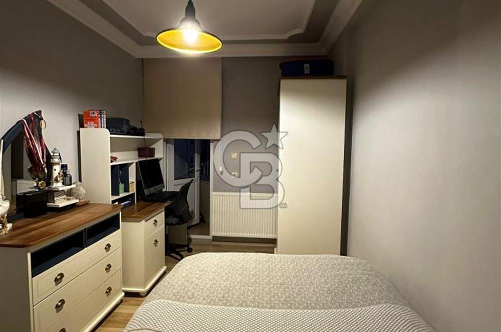 ŞAHİNCİLİ MAHALLESİNDE İÇİ YENİLENMİŞ 3+1 SATILIK DAİRE