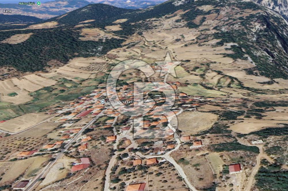 MUĞLA MENTEŞE SARNIÇ'TA İÇERİSİNDE EV BULUNAN SATILIK