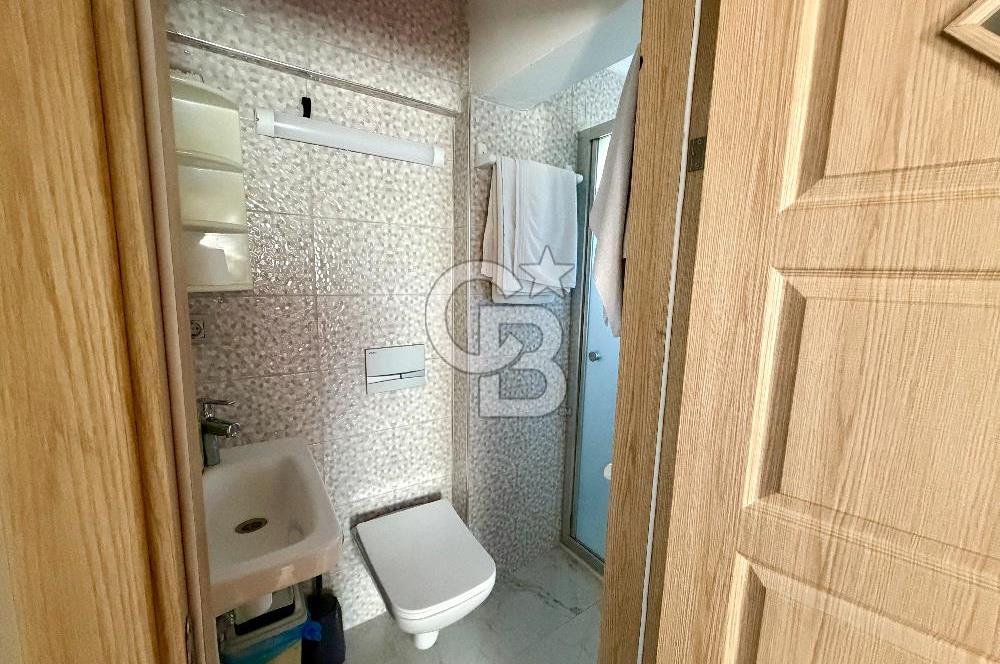 Yenifoça Fatih Mah. Eşyalı Satılık Manzaralı Dubleks 3+1 Villa