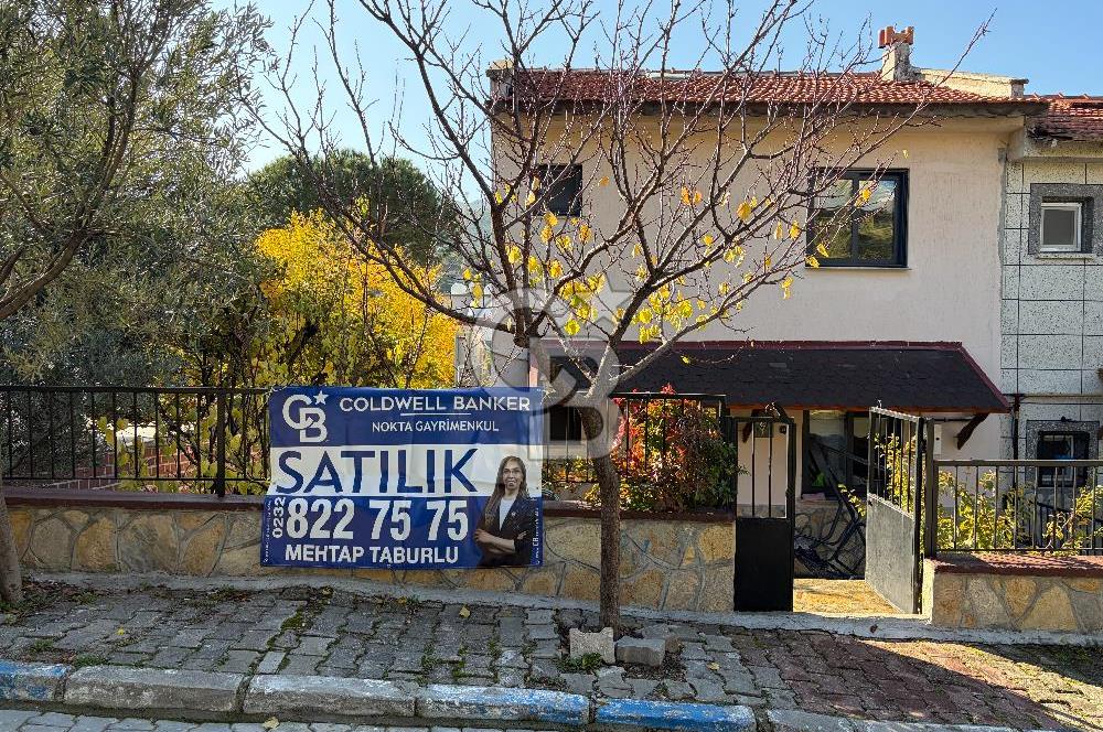 Yenifoça Fatih Mah. Eşyalı Satılık Manzaralı Dubleks 3+1 Villa