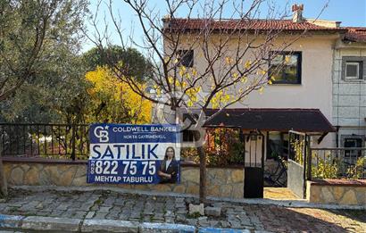 Yenifoça Fatih Mah. Eşyalı Satılık Manzaralı Dubleks 3+1 Villa