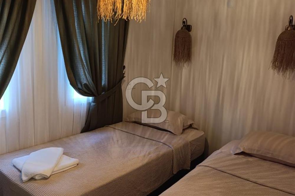 ESKİ FOÇA HANEDAN BEACH CLUB'TA KİRALIK EŞYALI DAİRE