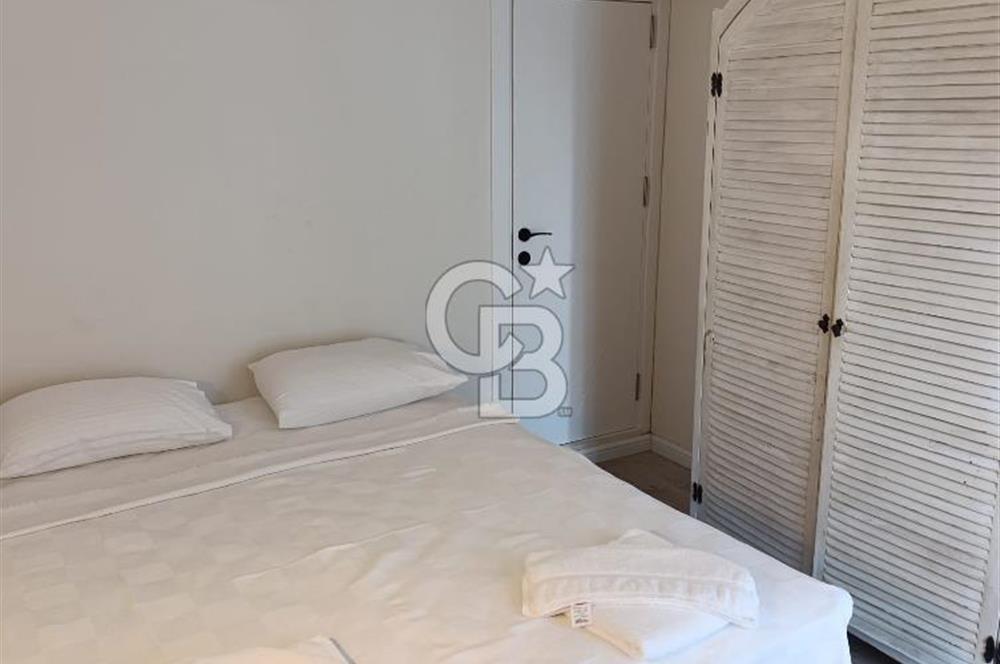 ESKİ FOÇA HANEDAN BEACH CLUB'TA KİRALIK EŞYALI DAİRE