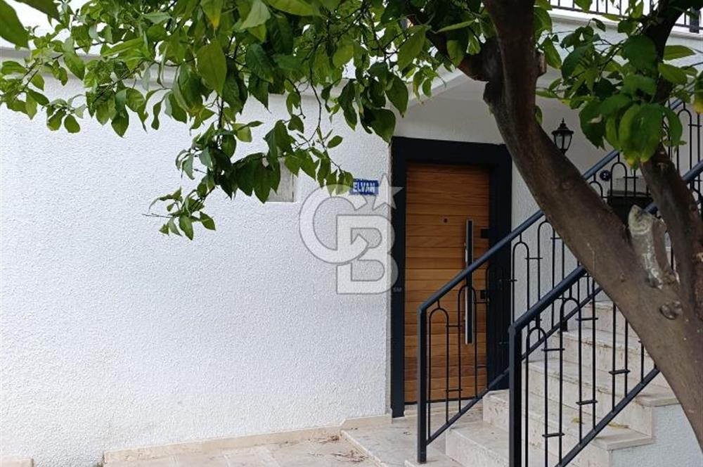 ESKİ FOÇA HANEDAN BEACH CLUB'TA KİRALIK EŞYALI DAİRE