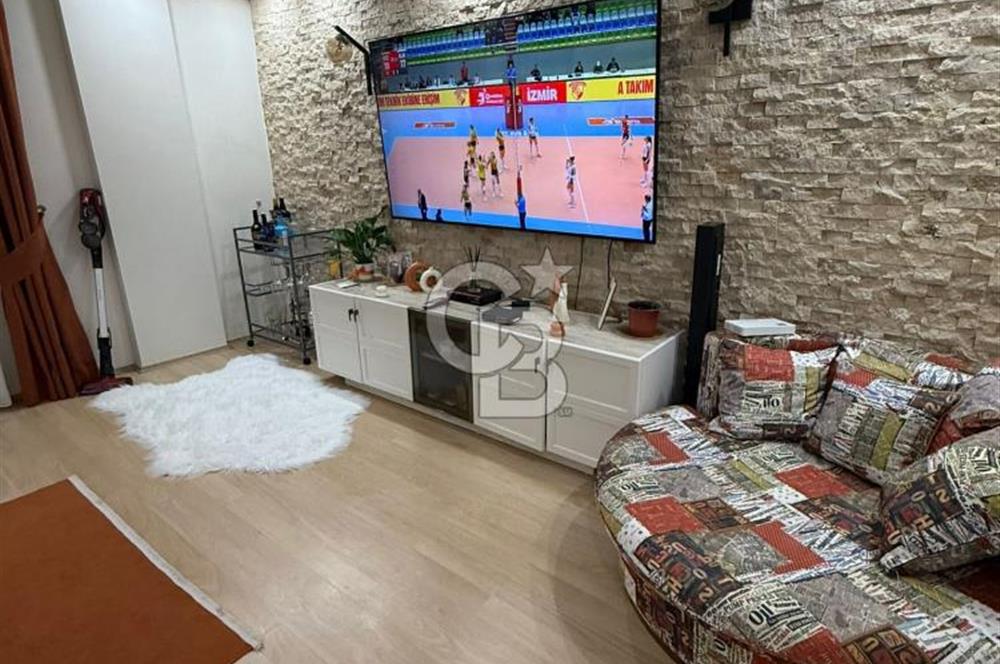 Eski Foça Atatürk Mah. Satılık 3+1 Merkezi Konum Fırsat Daire