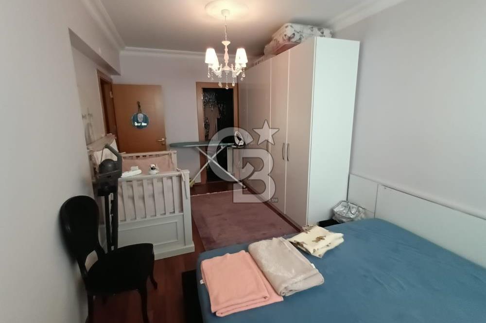 Yunus Emre Caddesi’nin En Prestijli Konumunda Satılık Daire