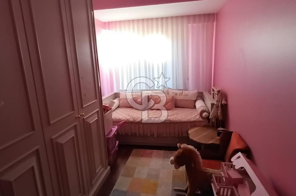 Yunus Emre Caddesi’nin En Prestijli Konumunda Satılık Daire