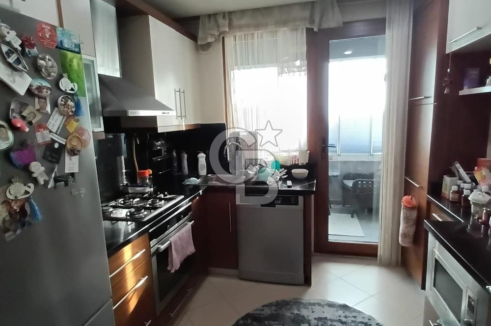 Yunus Emre Caddesi’nin En Prestijli Konumunda Satılık Daire