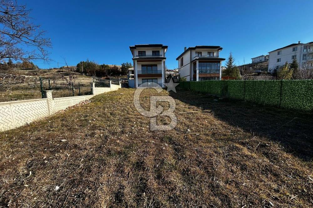Kahramankazan Merkez Kayı'da | 5+1 Satılık Prestijli Villa