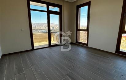 Kahramankazan Merkez Kayı'da | 5+1 Satılık Prestijli Villa