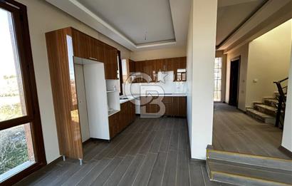 Kahramankazan Merkez Kayı'da | 5+1 Satılık Prestijli Villa