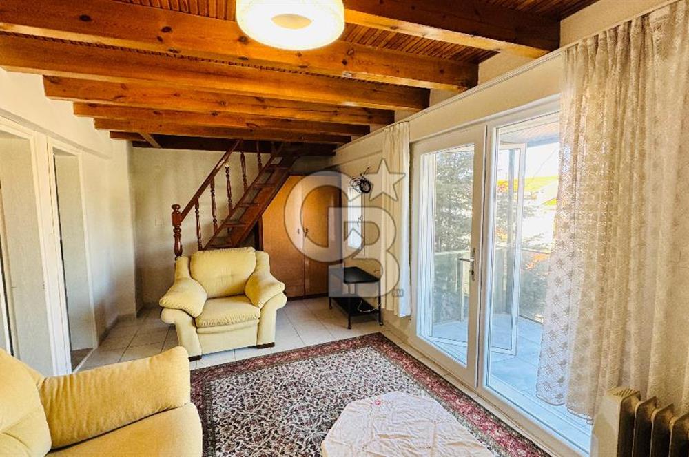 Foça İsmetpaşa Mah. Eşyalı Kiralık 2+1 Dubleks