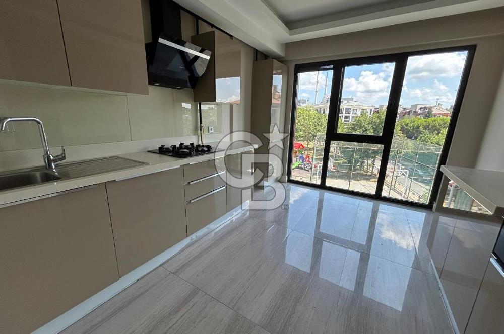 KEMERBURGAZ 4+1 SATILIK DAİRE 