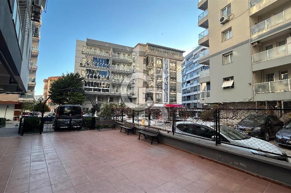 İZMİRPARK AVM 2DK MESAFEDE ANACADDE ÜSTÜ GENİŞ 3+1 SATILIK DAİRE 