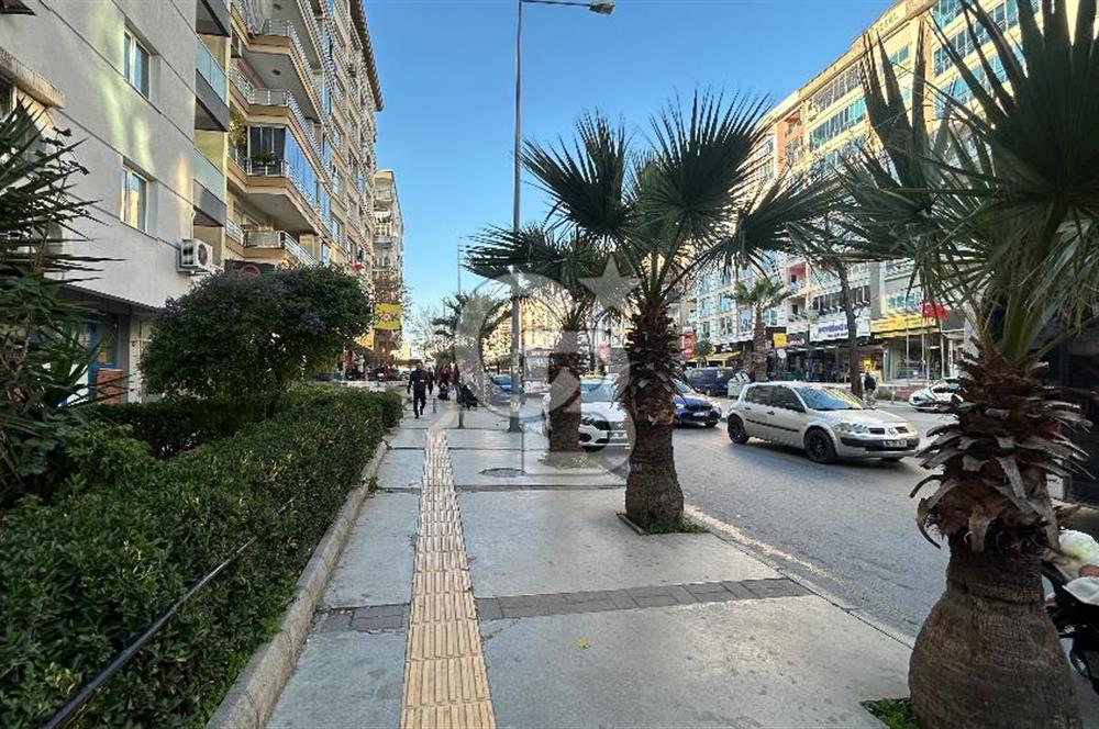 İZMİRPARK AVM 2DK MESAFEDE ANACADDE ÜSTÜ GENİŞ 3+1 SATILIK DAİRE 