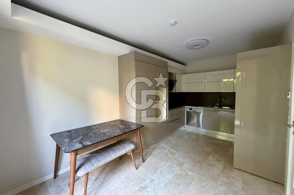 ASMALI BAHÇEŞEHİRDE KİRALIK 2+1 DUBLEKS BAHÇELİ VİLLA