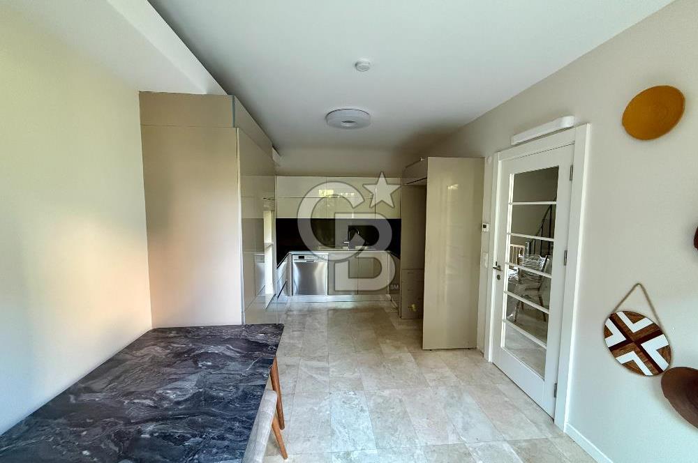 ASMALI BAHÇEŞEHİRDE KİRALIK 2+1 DUBLEKS BAHÇELİ VİLLA