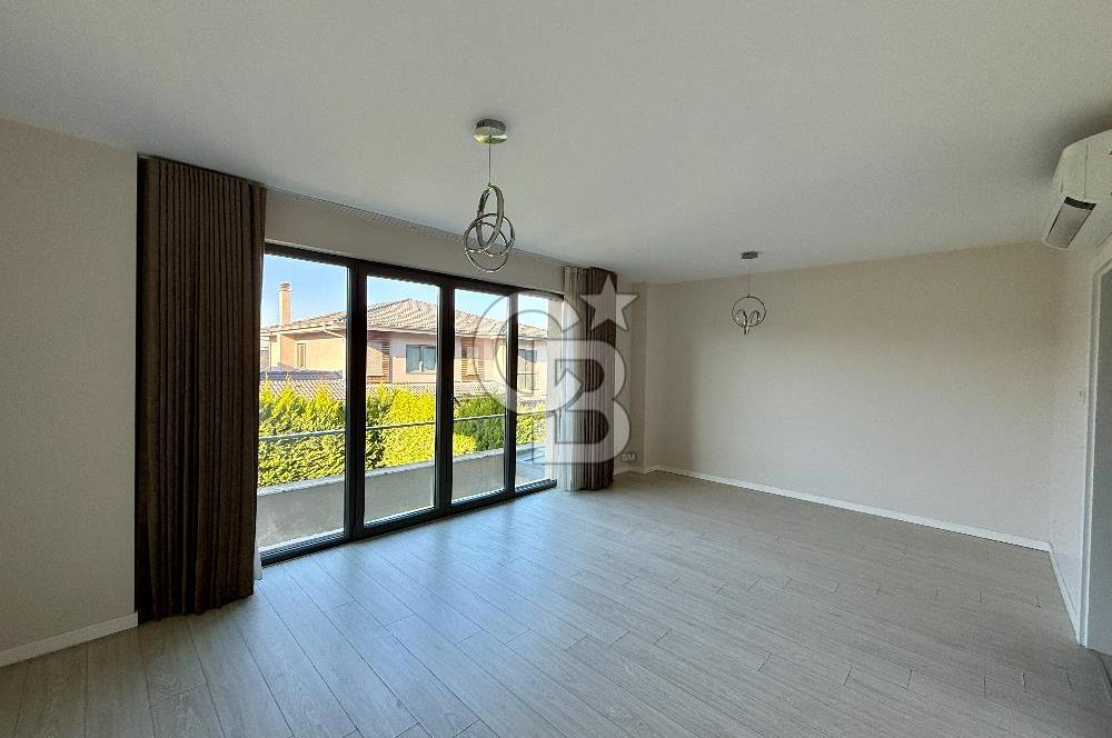 ASMALI BAHÇEŞEHİRDE KİRALIK 2+1 DUBLEKS BAHÇELİ VİLLA