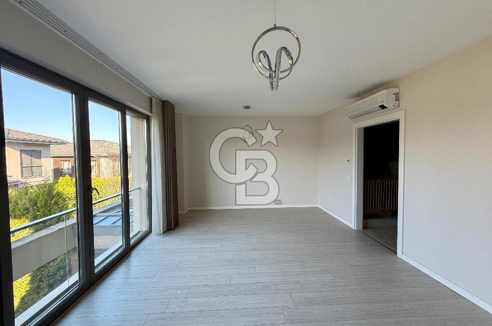 ASMALI BAHÇEŞEHİRDE KİRALIK 2+1 DUBLEKS BAHÇELİ VİLLA