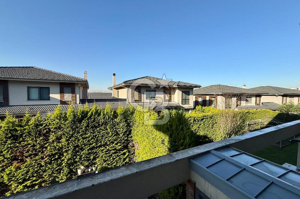 ASMALI BAHÇEŞEHİRDE KİRALIK 2+1 DUBLEKS BAHÇELİ VİLLA