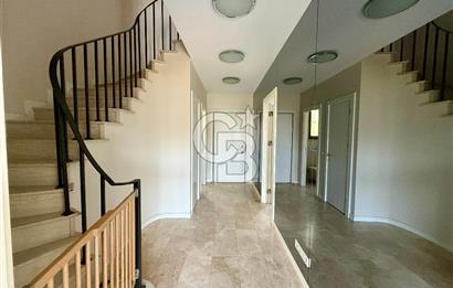 ASMALI BAHÇEŞEHİRDE KİRALIK 2+1 DUBLEKS BAHÇELİ VİLLA